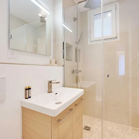 Charming -1br-2p- Batignolles شقة *